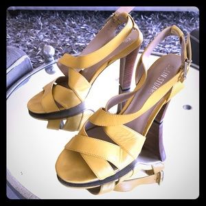 Yellow leather sandal